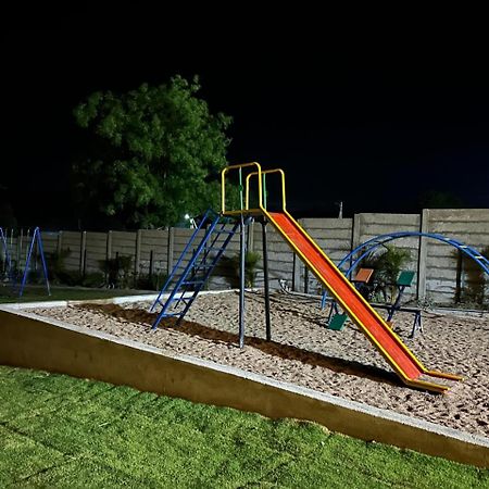 מלון Pargi Hidden Garden Farmhouse מראה חיצוני תמונה